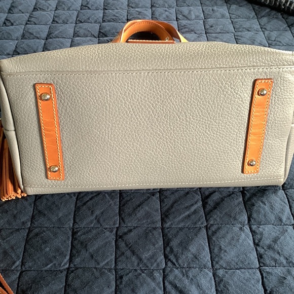 Dooney & Bourke pebbled leather domed satchel - Picture 5 of 16